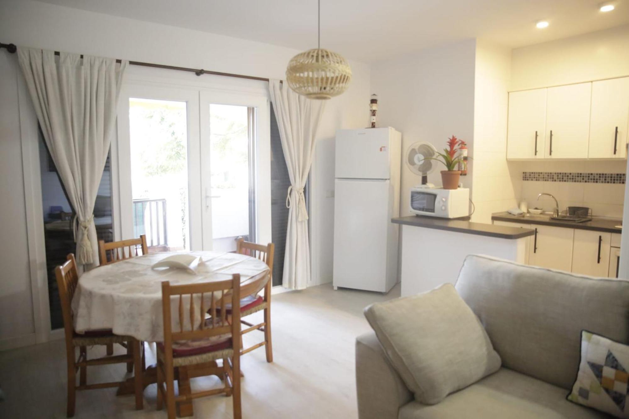 Apartment Con Encanto En Residencial Con Piscina *